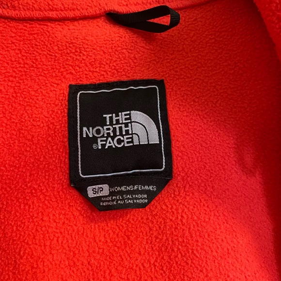 The North Face Denali Fleece Jacket (Red/Pink) - Picture 5 of 9